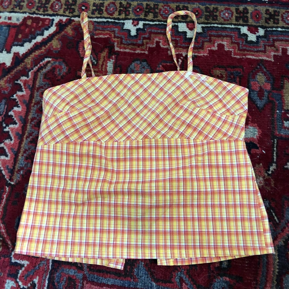 patterned tank top with open back